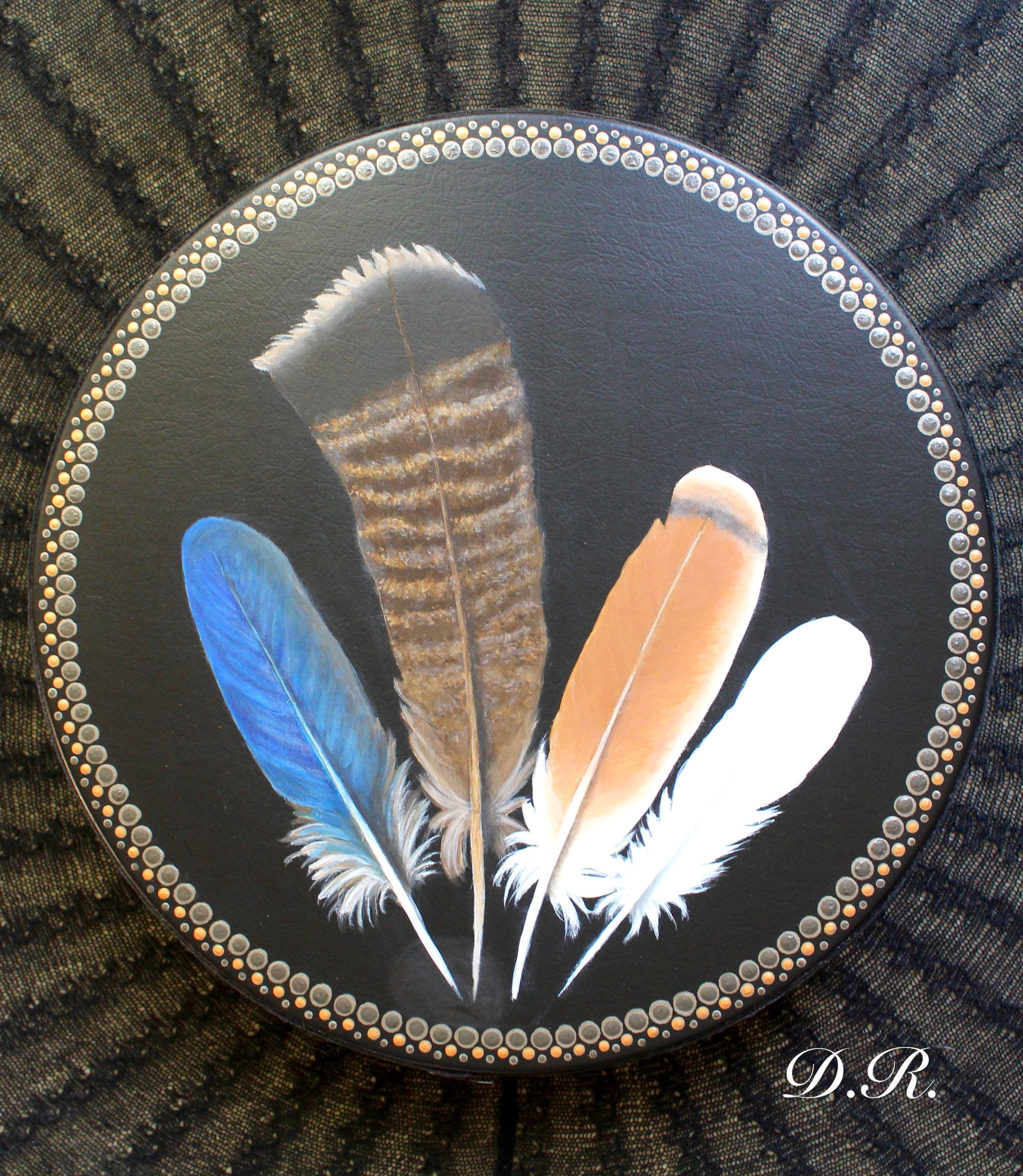 FEATHERS 2 DRUM